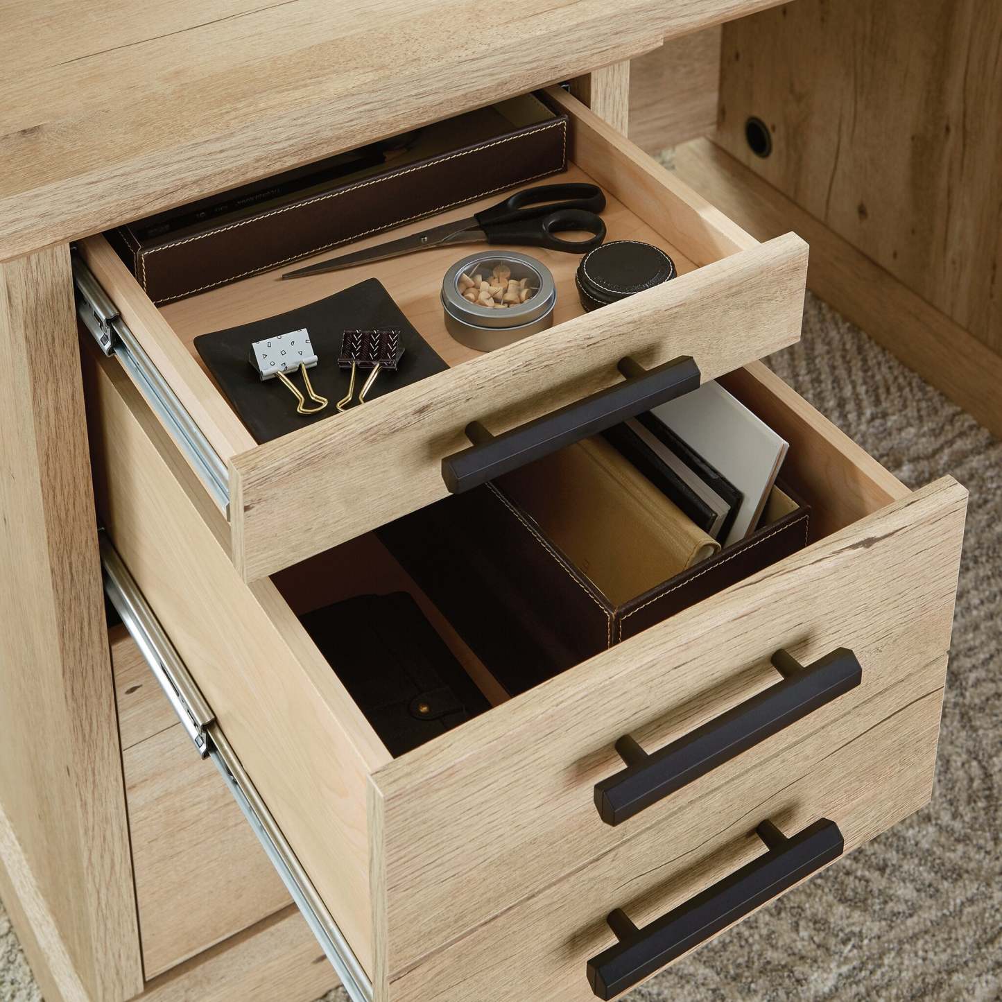 Bureau Mason Peak de qualité commerciale à 2 tiroirs avec armoire - chêne clair