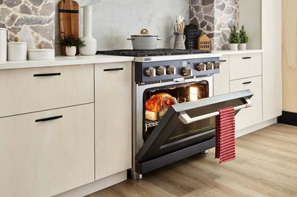 Cuisinière intelligente à gaz Café de 6,2 pi³ avec convection européenne véritable et grilles autone… - Noir mat - …