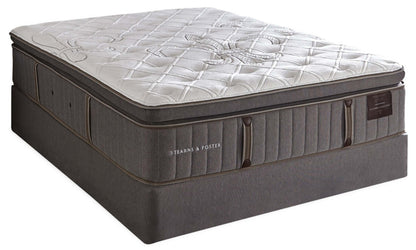 Stearns &amp; Foster Eastminster Pillow-Top King Mattress Set|Ensemble matelas à plateau-coussin Eastminster de Stearns &amp; Foster pour très grand lit