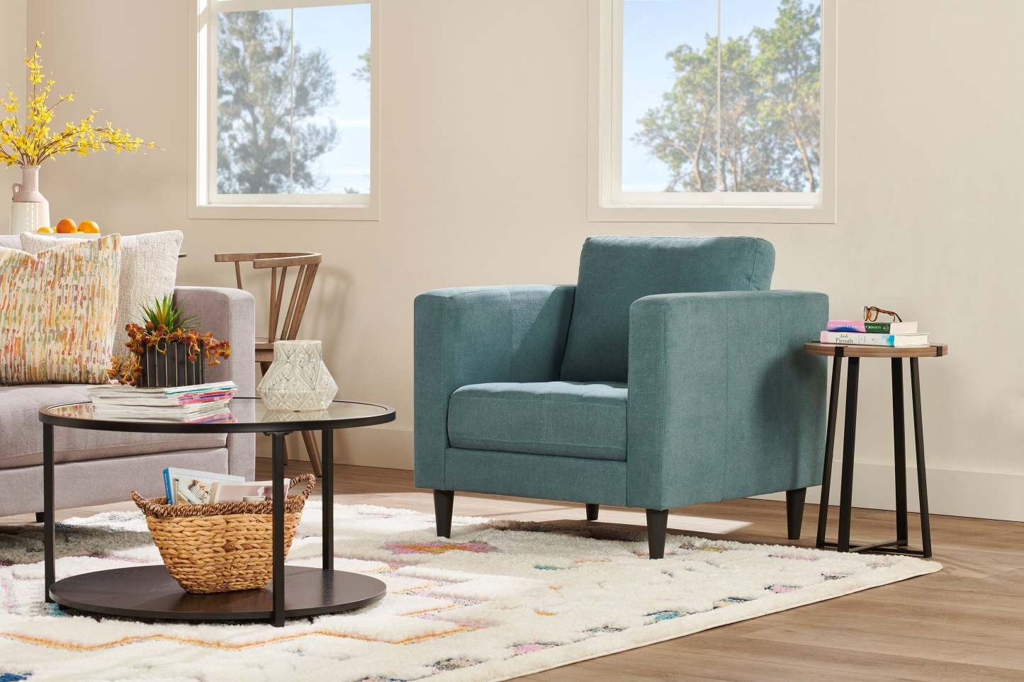 Chaise en tissu Metro 32 avec coussin de siège capitonné et coussin de dossier réversible - Bleu denim | Fauteuil Metro de 32 po en tissu avec coussin de siège capitonné et coussin de dossier réversible - bleu denim