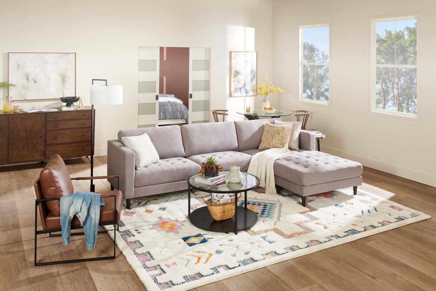 Sofa sectionnel de droite Metro 2 pièces en tissu avec fauteuil long et coussins de siège capitonnés - gris