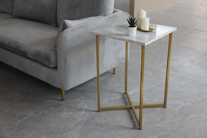 Mia 15.75 Faux Marble Chairside Table - Blanc &amp; Or|Table de fauteuil Mia de 15,75 po en imitation de marbre - blanche et dorée