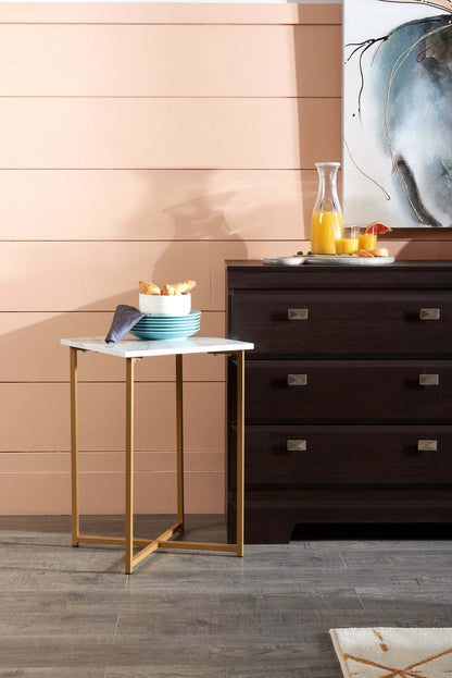 Mia 15.75 Faux Marble Chairside Table - Blanc &amp; Or|Table de fauteuil Mia de 15,75 po en imitation de marbre - blanche et dorée