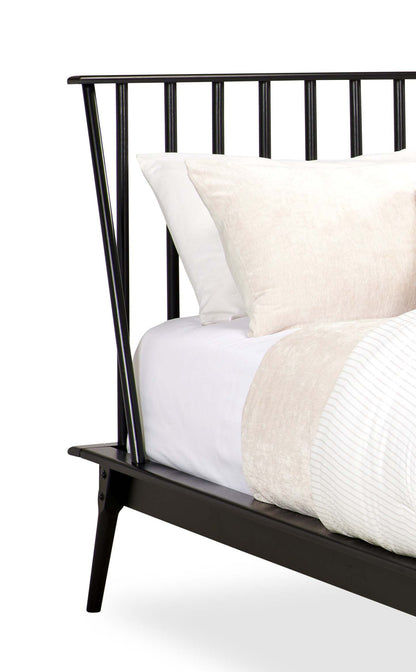 Lit plateforme Milan avec tête de lit et cadre, moderne milieu de siècle, noir - Queen Size | Lit plateforme Milan de style moderne du milieu du 20e siècle avec tête de lit et cadre de lit, noir - format grand lit