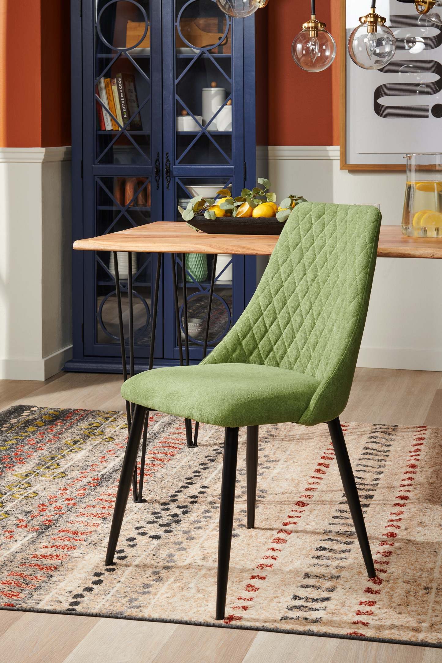 Chaise de salle à manger Miya avec tissu polyester, métal - Vert mousse | Chaise de salle à manger Miya en tissu de polyester et en métal - vert mousse