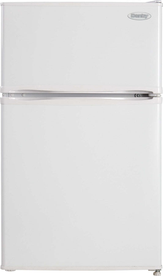 Danby 18,9 3,2 Cu. Fort. Mini-réfrigérateur à montage sur le dessus - Blanc - DCR031B1WDD | Mini réfrigérateur Danby de 3,2 pi³ et de 18,9 po à congélateur supérieur - blanc - DCR031B1WDD