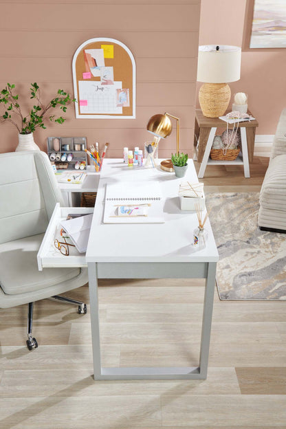 19 Gold Metal Desk/Task Lamp|Lampe de bureau/de travail en métal doré de 19 po