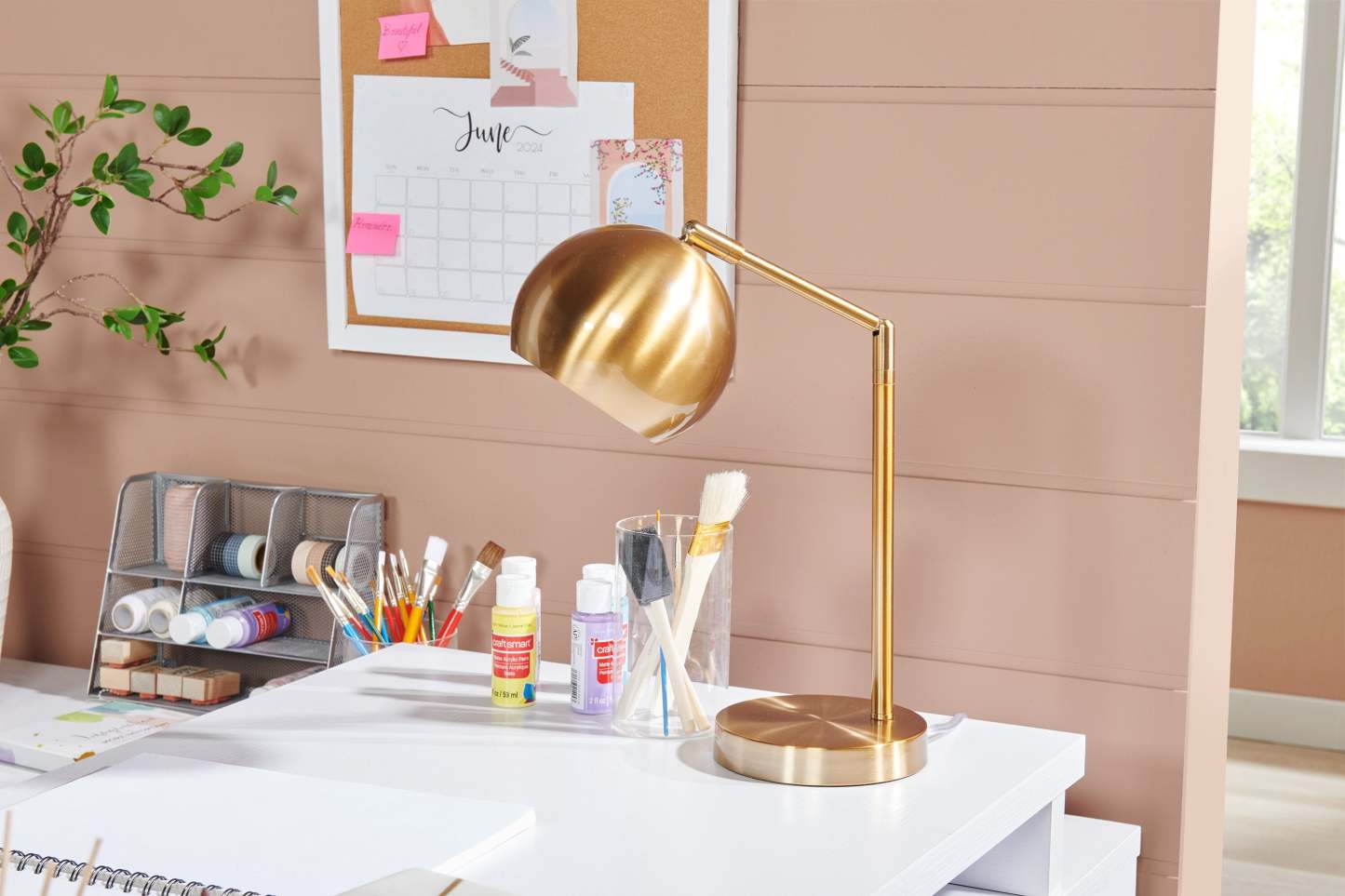 19 Gold Metal Desk/Task Lamp|Lampe de bureau/de travail en métal doré de 19 po