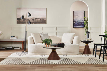 Causeuse arrondie Moon de 78 po en tissu avec coussins décoratifs - blanc amande laineux