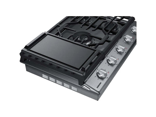 Surface de cuisson à gaz intelligente Samsung de 30 po à 5 brûleurs - acier inoxydable - NA30N6555TS/AA | Samsung 30 5-Burner Smart Gas Cooktop - Stainless Steel - NA30N6555TS…