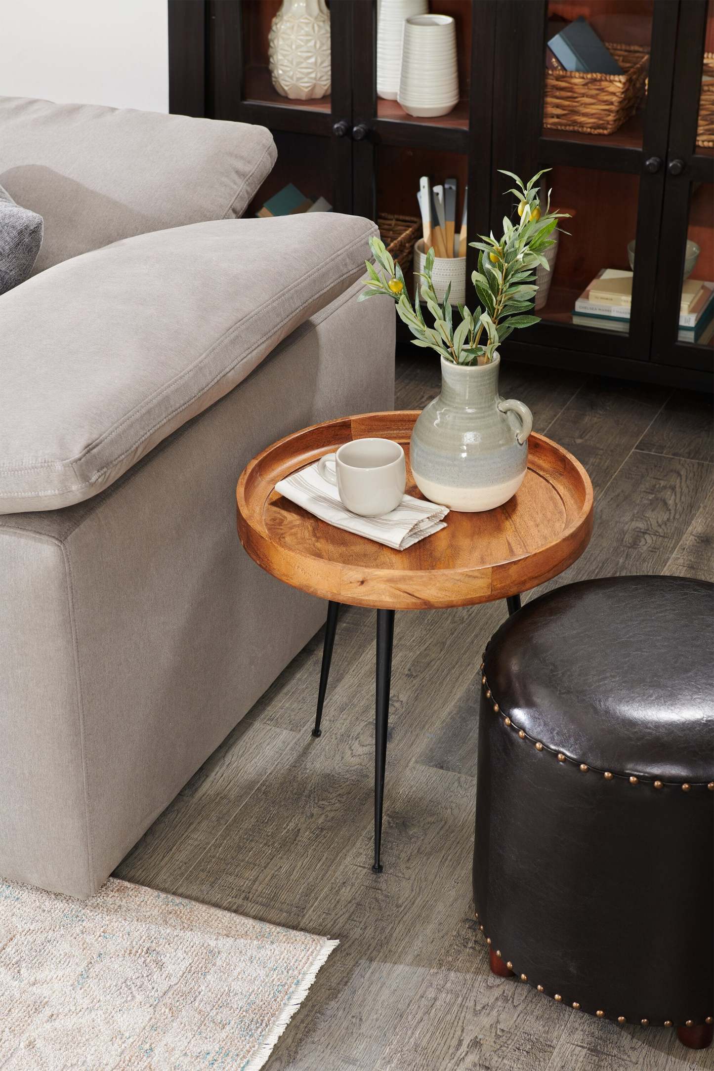 Table d'appoint ronde Nashik de 20 po - Brun