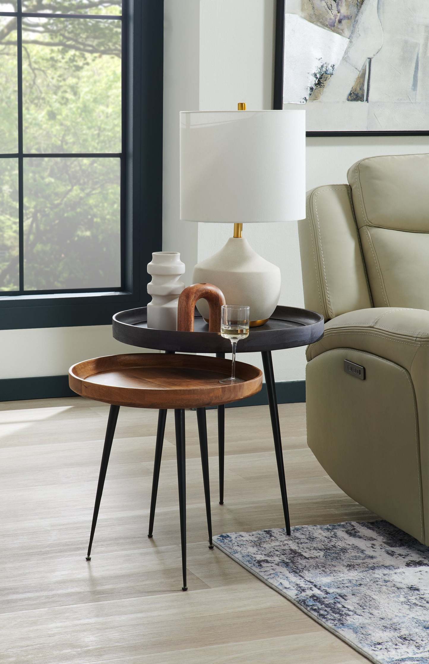 Table d'appoint ronde Nashik 24 po - Gris-brun