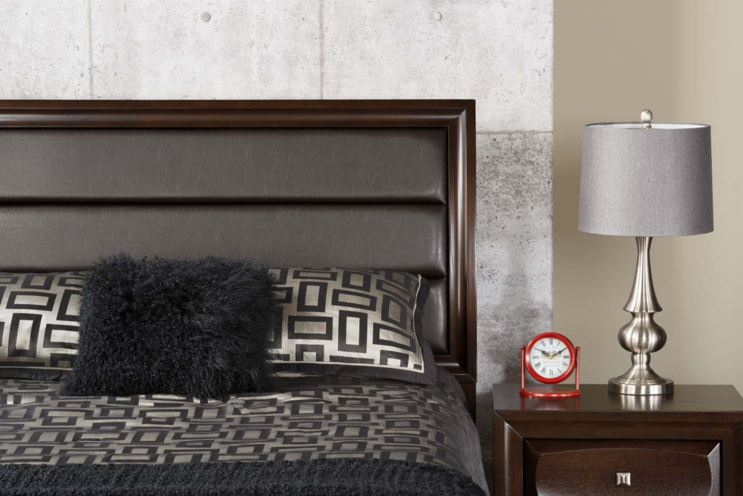 27.25 Lampe de table en nickel brossé|Lampe de table de 27,25 po nickel brossé