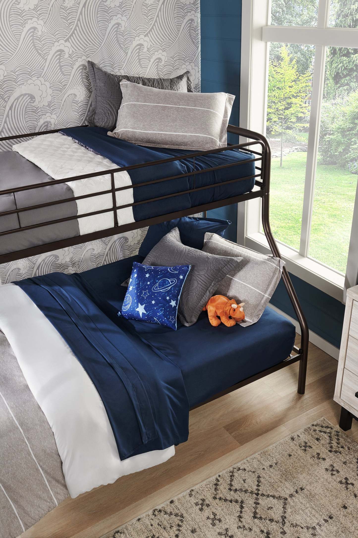 Lit superposé Noah avec échelle et garde-corps pour enfants, métal, bronze foncé - simple/double | Lits superposés Noah en métal pour enfants avec échelle et garde-corps, bronze foncé - simple et double