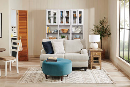 Fabriqué au Canada, causeuse Nofia de 58 po en tissu de chenille avec 2 coussins décoratifs et pattes en bois - lin beige