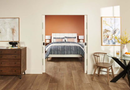 Lit plateforme rembourré Nova en tissu de cuir végétalien blanc - Queen Size | Lit plateforme rembourré Nova en tissu de cuir végétalien blanc - format grand lit