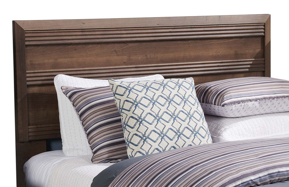 Tête de lit à panneau Olivia, fabriquée au Canada, gris - taille double/queen | Tête de lit à panneau Olivia fabriquée au Canada, grise - format lit double et grand lit