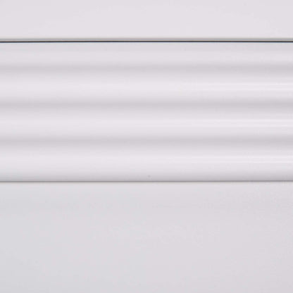 Commode de chambre à coucher Olivia, 5 tiroirs, 31 l x 47,9 h, fabriquée au Canada - Blanc | Commode verticale Olivia de 31 po (L) x 47,9 po (H) à 5 tiroirs pour la chambre à coucher, fabriquée au Canada - blanche