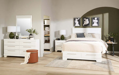 Lit plateforme de rangement Olivia fabriqué au Canada avec tête de lit et cadre de lit, blanc - format grand lit | Lit rangement plateforme Olivia avec tête de lit et cadre, fabriqué au Canada, blanc - Queen Size