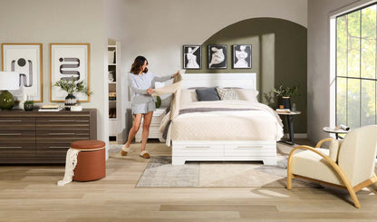 Lit plateforme de rangement Olivia fabriqué au Canada avec tête de lit et cadre de lit, blanc - format grand lit | Lit rangement plateforme Olivia avec tête de lit et cadre, fabriqué au Canada, blanc - Queen Size