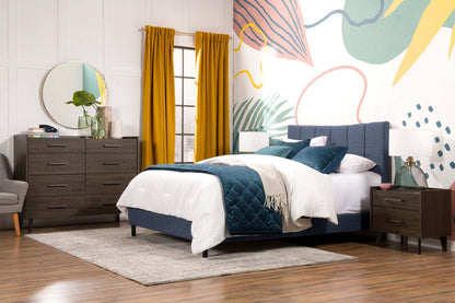 Paseo Upholstered Platform Bed in Navy Fabric - Queen Size | Lit plateforme rembourré Paseo en tissu bleu marine - format grand lit