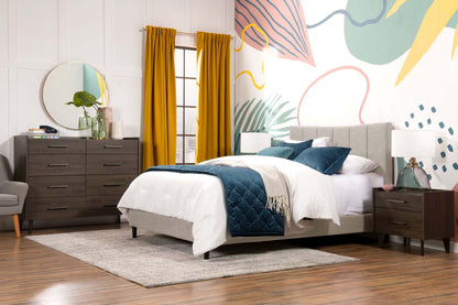 Paseo Upholstered Platform Bed in Taupe Fabric - Queen Size | Lit plateforme rembourré Paseo en tissu taupe - format grand lit