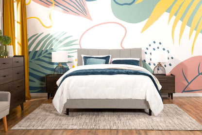 Paseo Upholstered Platform Bed in Taupe Fabric - Queen Size | Lit plateforme rembourré Paseo en tissu taupe - format grand lit