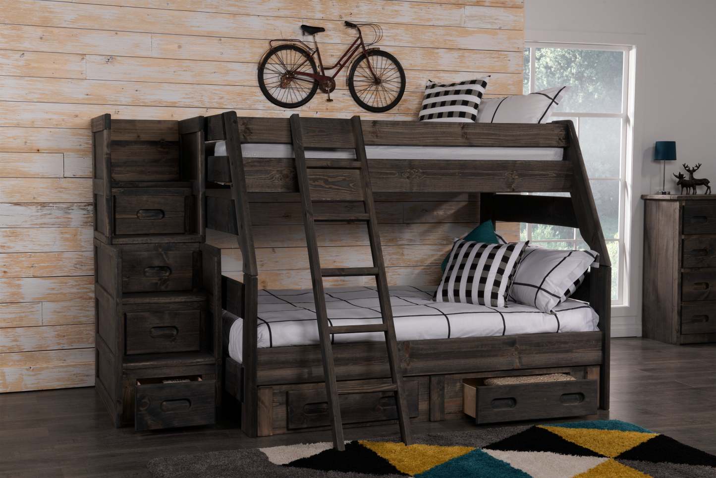 Lits superposés Piper en pin massif gris bois de grève avec garde-corps pour enfants - simple et double