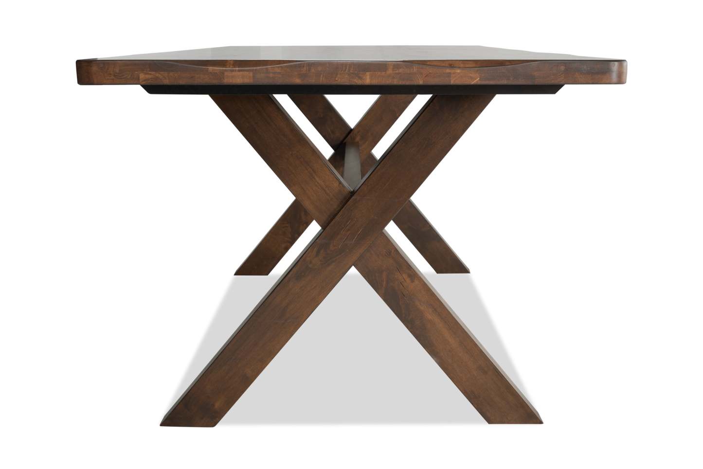 Table de salle à manger prune, bois, aspect Live-Edge, 70,75 W - marron muscade | Table de salle à manger Plum de 70,75 po (L) en bois avec apparence de bordures Live Edge - brun muscade