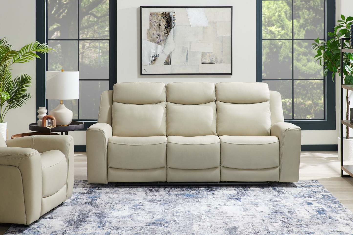 Sofa à inclinaison électrique Prescott de Scott Living de 88,5 po en cuir véritable avec appuie-têtes électriques - gris platine
