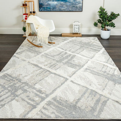 Lola Lattice Lines Cream Shag Area Rug - 6'7 x 9'6|Carpette à poil long Lola crème à motif de treillis et de lignes - 6 pi 7 po x 9 pi 6 po
