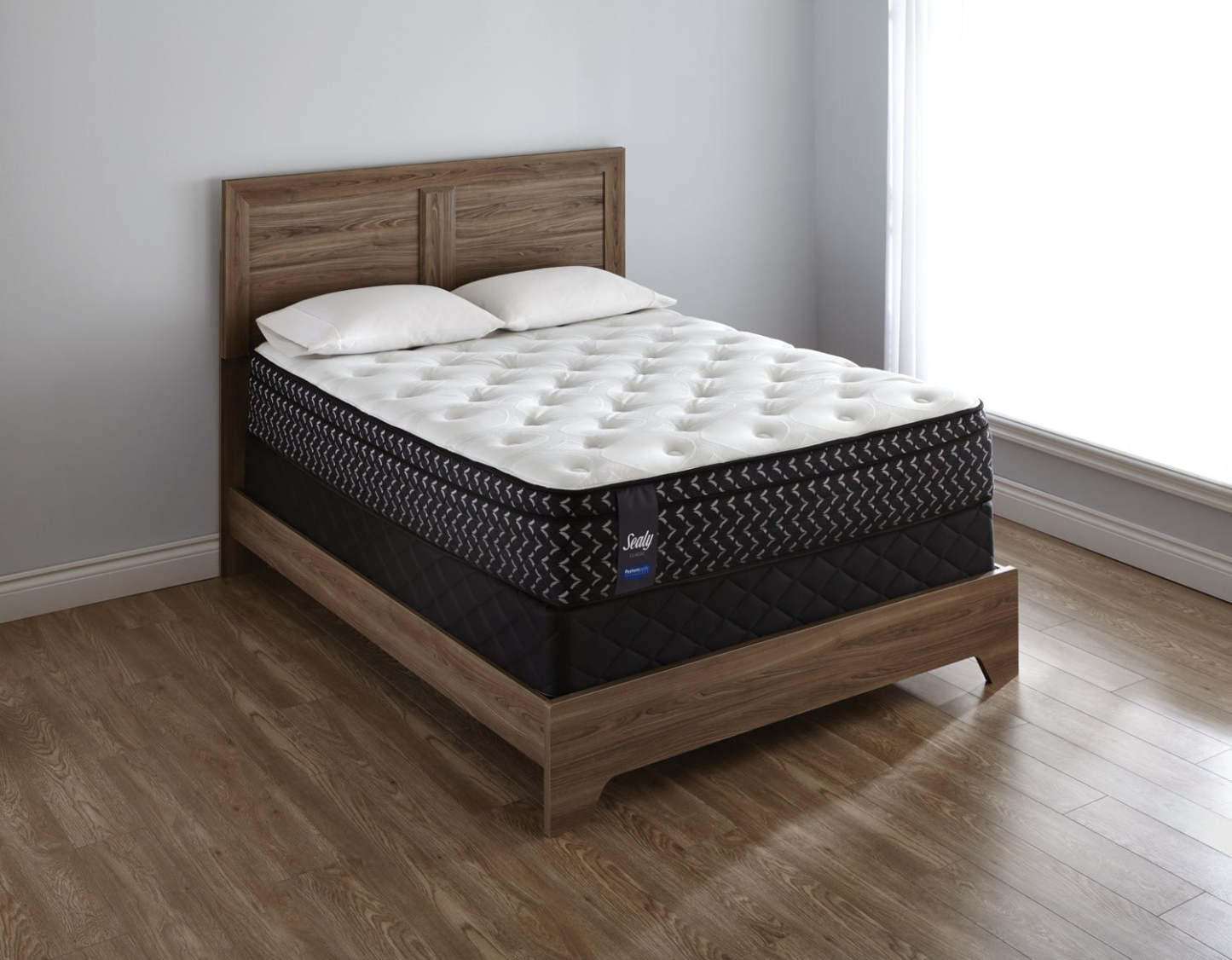 Sealy Posturepedic Crimsan Firm Euro-Top Mattress Set|Ensemble matelas ferme à Euro-plateau Crimsan Posturepedic de Sealy pour grand lit