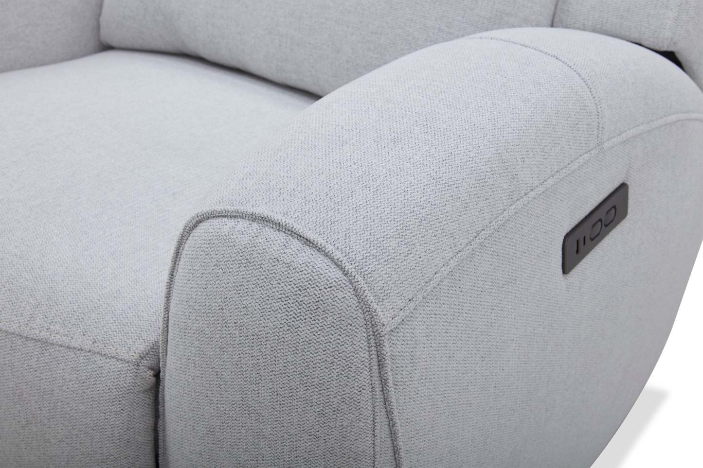 Reign 78 Fabric Power Reclining Loveseat with Console - Bronco Stone Grey | Causeuse à inclinaison électrique Reign de 78 po en tissu avec console - gris pierre Bronco