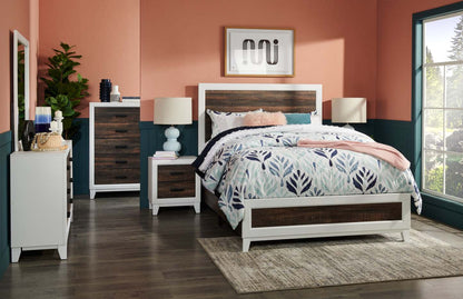 Kort & Co. Medallion 4-Piece Queen Comforter Set | Ensemble d'édredon Medallion 4 pièces de Kort & Co. pour grand lit