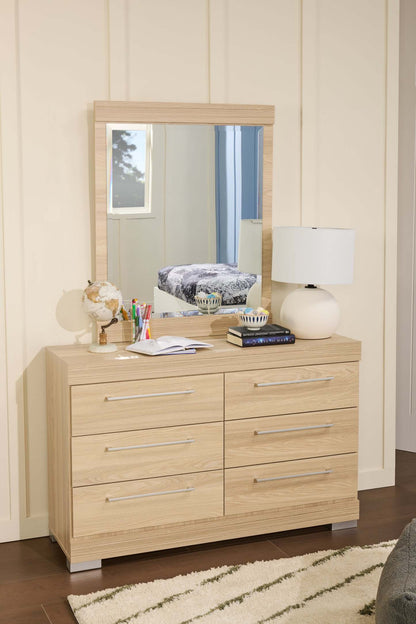 Commode à 6 tiroirs pour chambre à coucher Riley, 49 L x 31 H, fabriquée au Canada - Naturel | Commode de chambre à coucher Riley de 49 po (L) x 31 po (H) à 6 tiroirs, fabriquée au Canada - naturelle