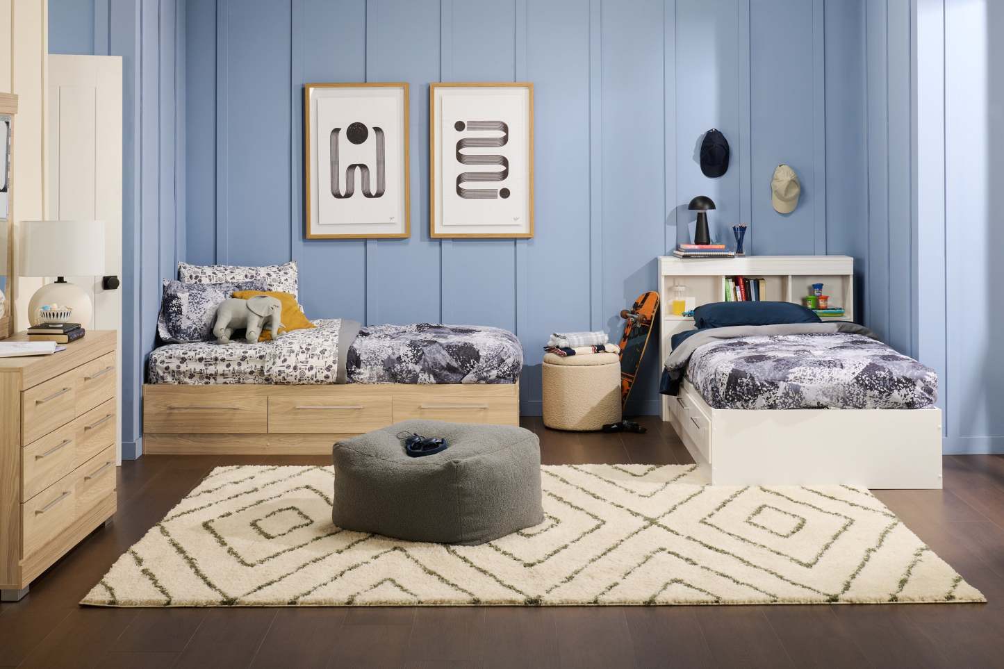 Lit Mates Riley avec rangement à 3 tiroirs pour enfants, fabriqué au Canada, naturel - taille simple | Lit matelot Riley avec 3 tiroirs de rangement pour enfants, fabriqué au Canada, naturel - format lit simple