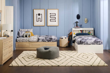 Lit Mates Riley avec rangement à 3 tiroirs pour enfants, fabriqué au Canada, naturel - taille simple | Lit matelot Riley avec 3 tiroirs de rangement pour enfants, fabriqué au Canada, naturel - format lit simple