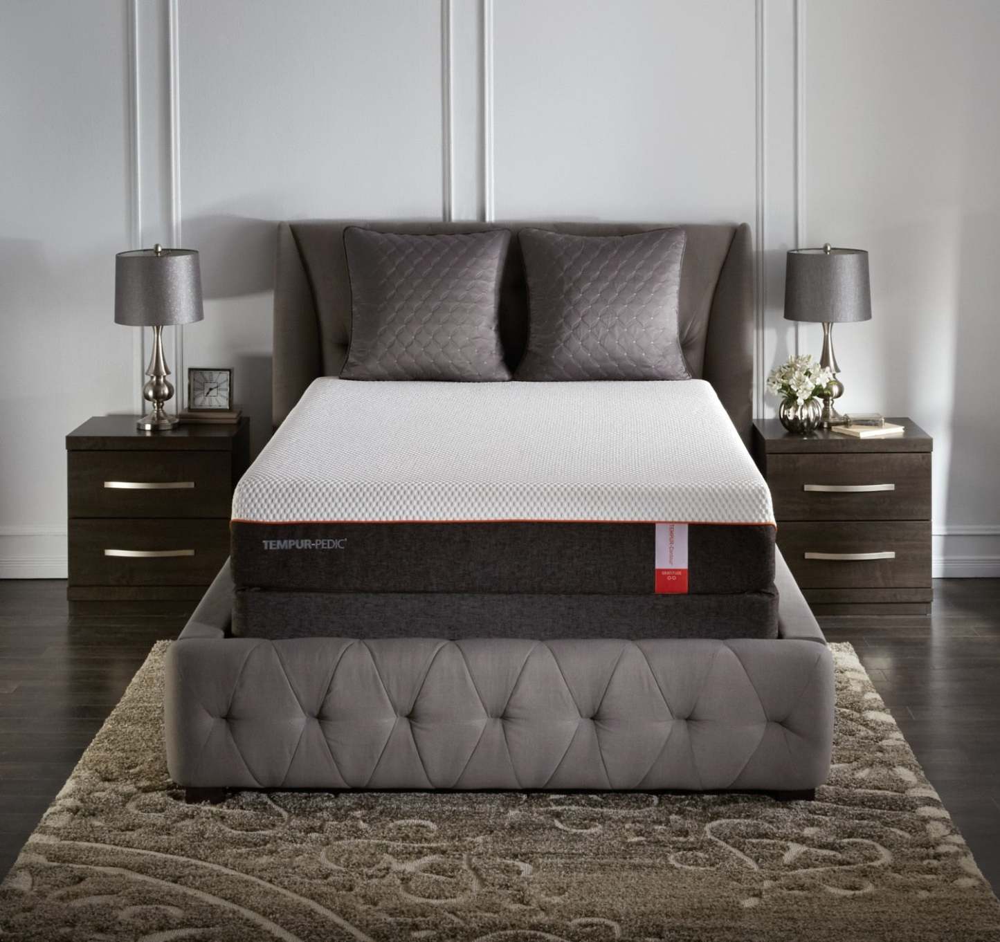 Tempur-Pedic™ TEMPUR-Gratitude Ensemble matelas divisé à profil bas pour grand lit