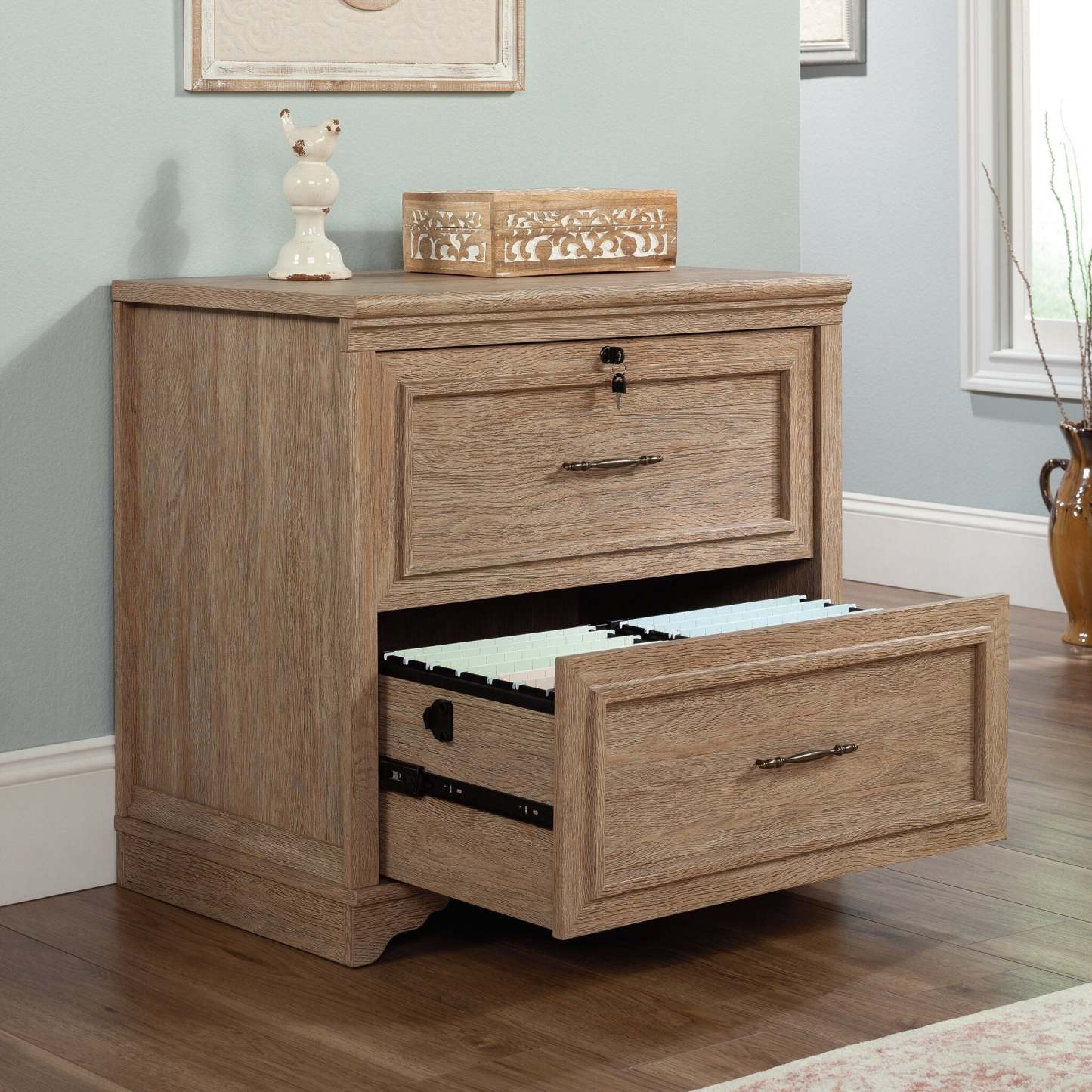Rollingwood 31.5 Commercial Grade 2-Drawer Lateral Classing Cabinet - Brushed Oak|Classeur latéral Rollingwood de 31,5 po de qualité commerciale à 2 tiroirs - chêne brossé