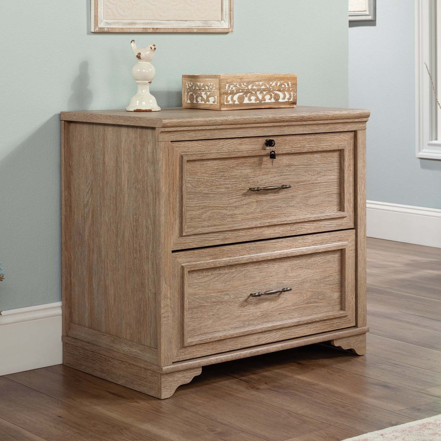 Rollingwood 31.5 Commercial Grade 2-Drawer Lateral Classing Cabinet - Brushed Oak|Classeur latéral Rollingwood de 31,5 po de qualité commerciale à 2 tiroirs - chêne brossé