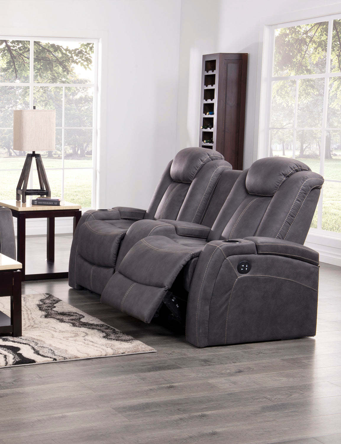 Ross 72.5 Faux Suede Fabric Power Reclining Loveseat with Power Headrests and Storage Console - Pewter Grey | Causeuse à inclinaison électrique Ross de 72,5 po en tissu de suédine avec appuie-têtes électriques et console de rangement - gris étain