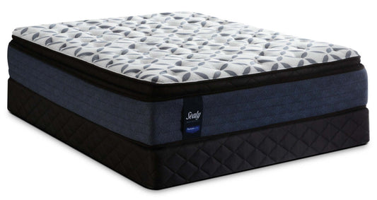 Sealy Posturepedic Performance Kingsmill Pillow-Top Plush Queen Mattress Set|Ensemble matelas moelleux à plateau-coussin Kingsmill Posturepedic de Sealy pour grand lit