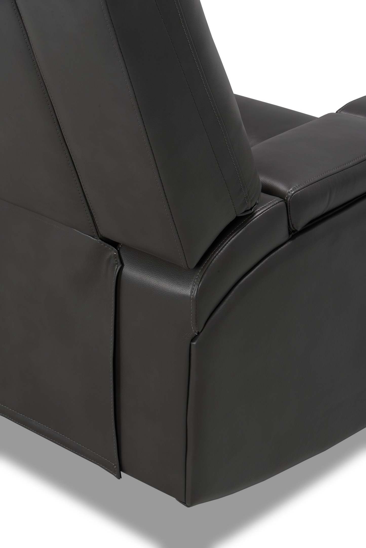 Causeuse inclinable Ryker de 72,24 po en tissu d'apparence cuir avec console de rangement - grise