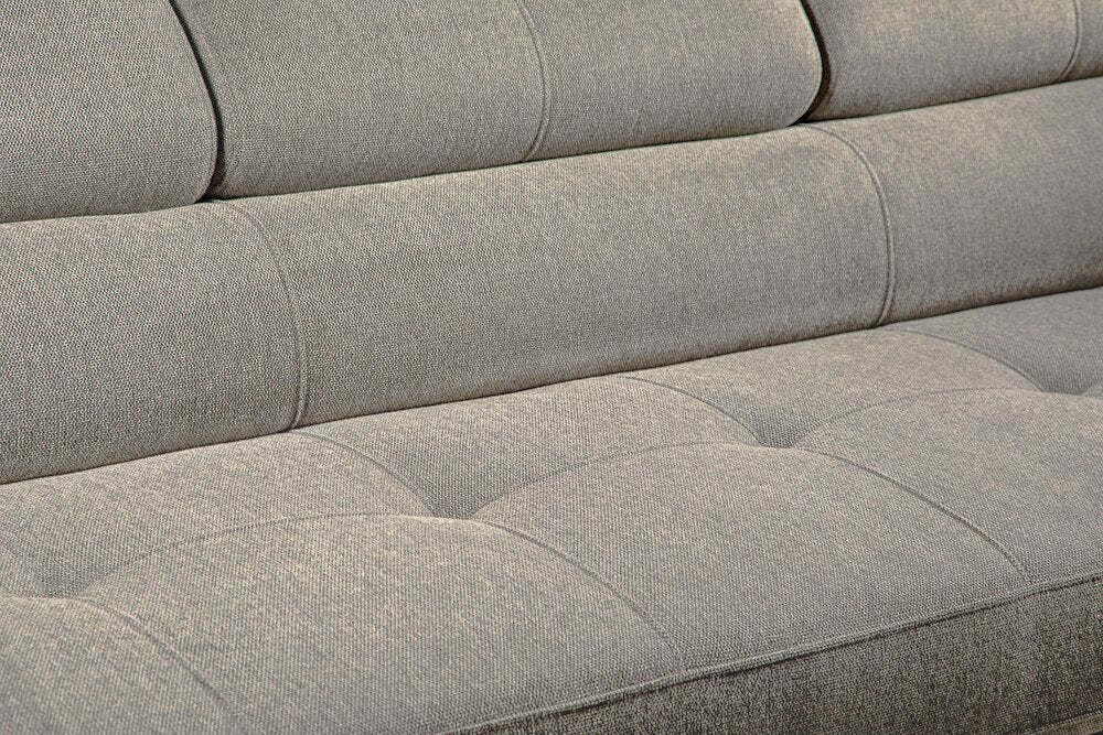 Savvy 5-Piece Left-Facing Linen-Look Fabric Sleeper Sectional with Storage Chaise and Adjustable Headrests - Grey | Canapé-lit sectionnel gauche Savvy 5 pièces en tissu d’apparence lin avec chaise longue de rangement et appuie-têtes réglables - gris