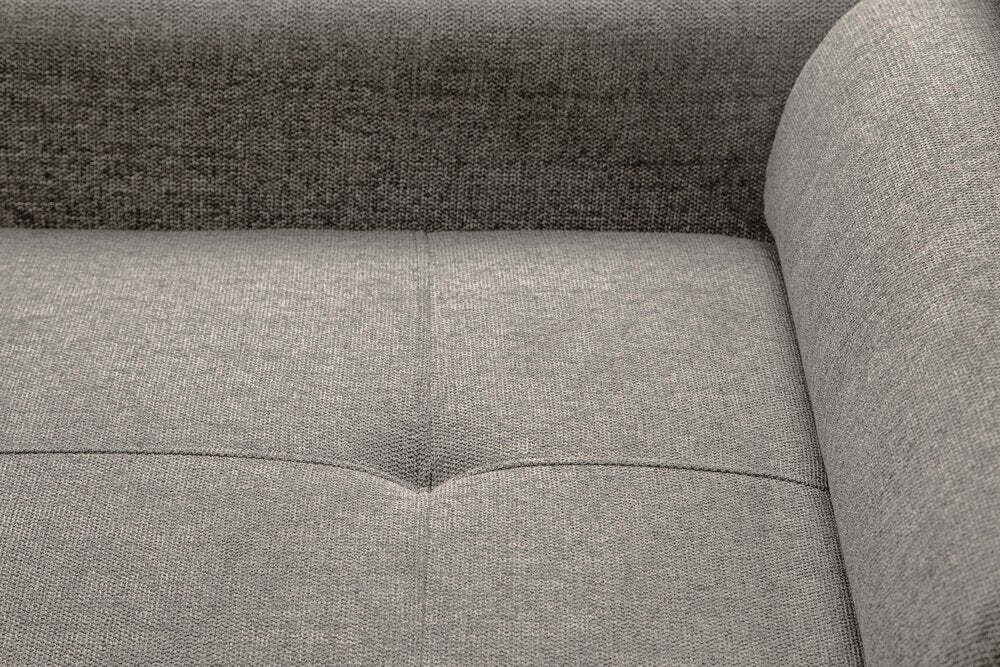 Savvy 5-Piece Left-Facing Linen-Look Fabric Sleeper Sectional with Storage Chaise and Adjustable Headrests - Grey | Canapé-lit sectionnel gauche Savvy 5 pièces en tissu d’apparence lin avec chaise longue de rangement et appuie-têtes réglables - gris