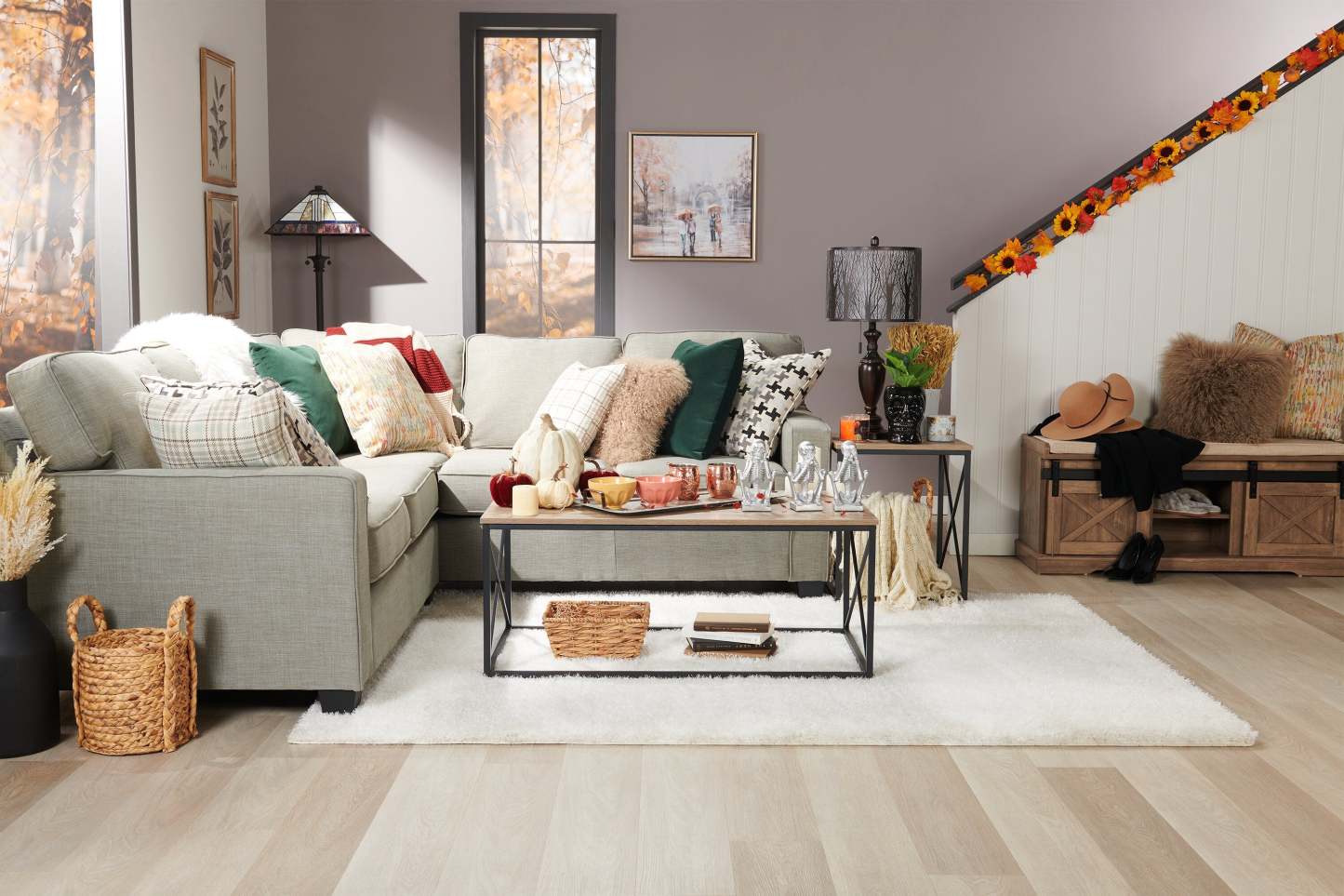 Lampe de table bronzée 28 Bean avec abat-jour découpé|Lampe de table de 28 po en bronze huilé avec abat-jour orné de découpes