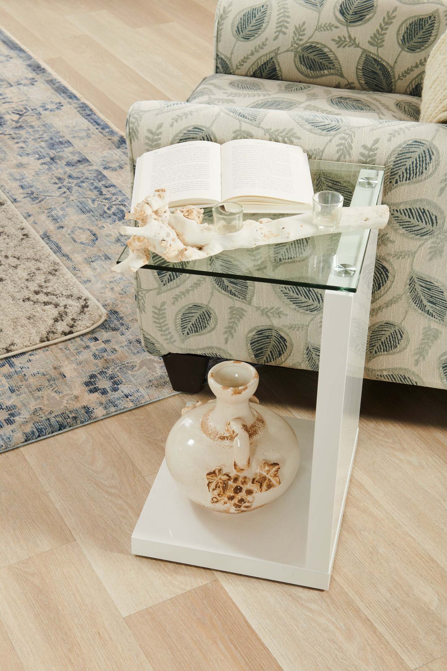 Fauteuil d’appoint Scarlett de 34 po en tissu de chenille Brockley Willow multicolore avec accoudoirs enroulés