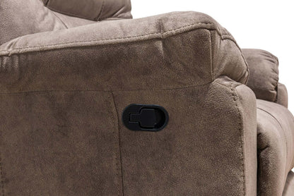 Fabriqué au Canada Fauteuil inclinable coulissant en tissu Gybson 38 - Brun latte | Fauteuil coulissant inclinable Gybson de 38 po fabriqué au Canada en tissu - brun latté