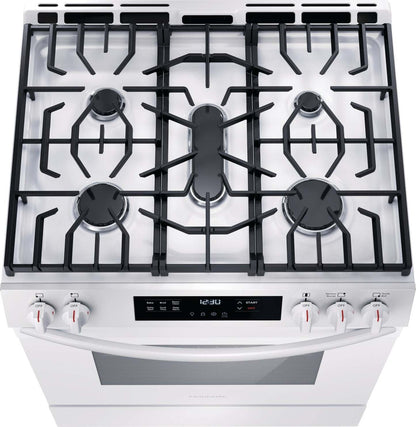 Cuisinière à gaz Frigidaire de 5,1 pi³ avec préchauffage rapide et surface de cuisson à 5 brûleurs - Blanc - FCFG3062AW | Frigidaire 5.1 Cu. Ft. Gas Range With Quick Preheat and Five Burner Cooktop -…