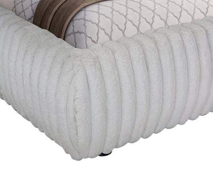 Lit plateforme rembourré Aria en tissu gris capitonné - format très grand lit